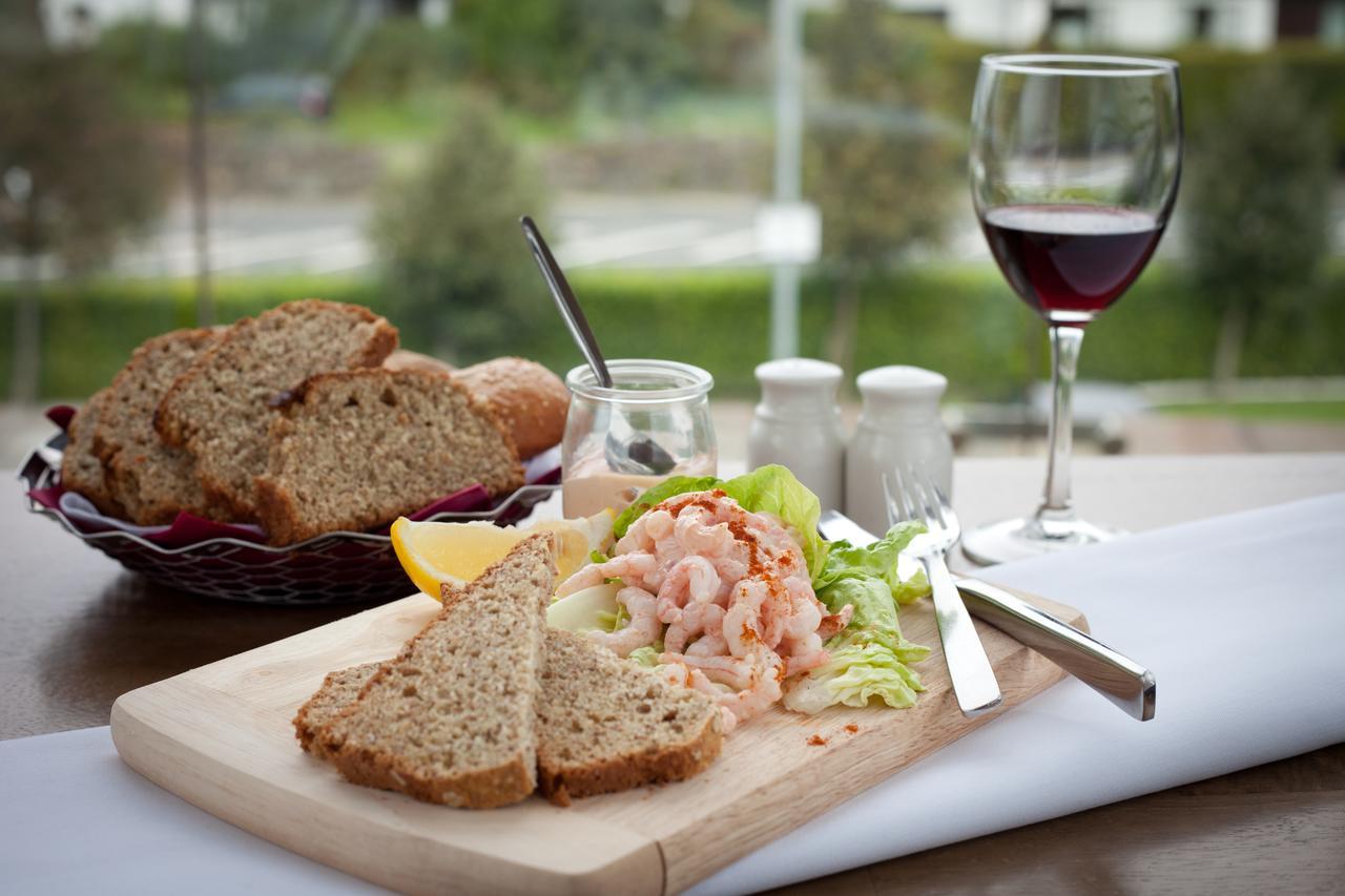 Four Seasons Hotel, Carlingford Luaran gambar